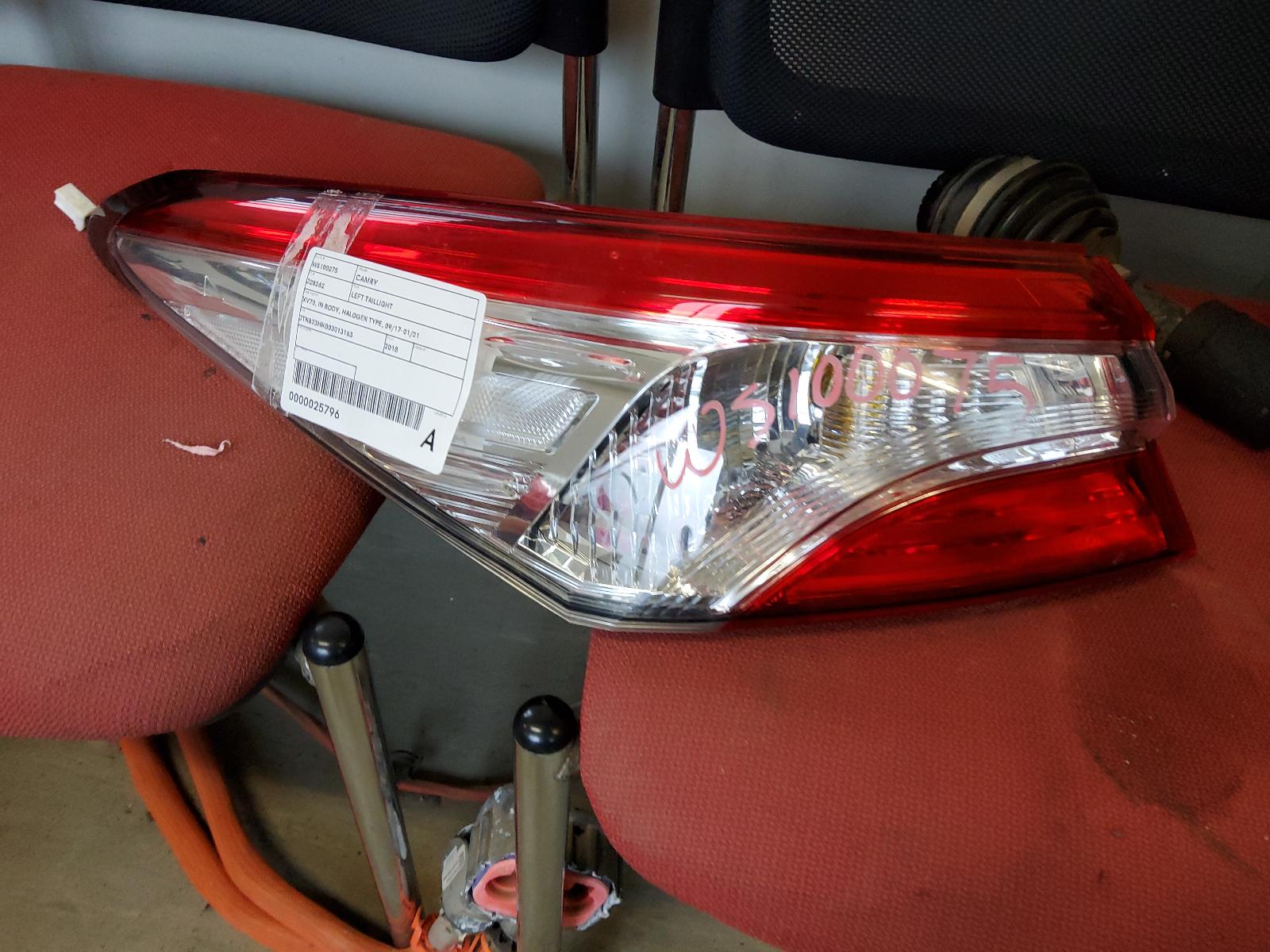 View Auto part Left Taillight Toyota Camry 2018