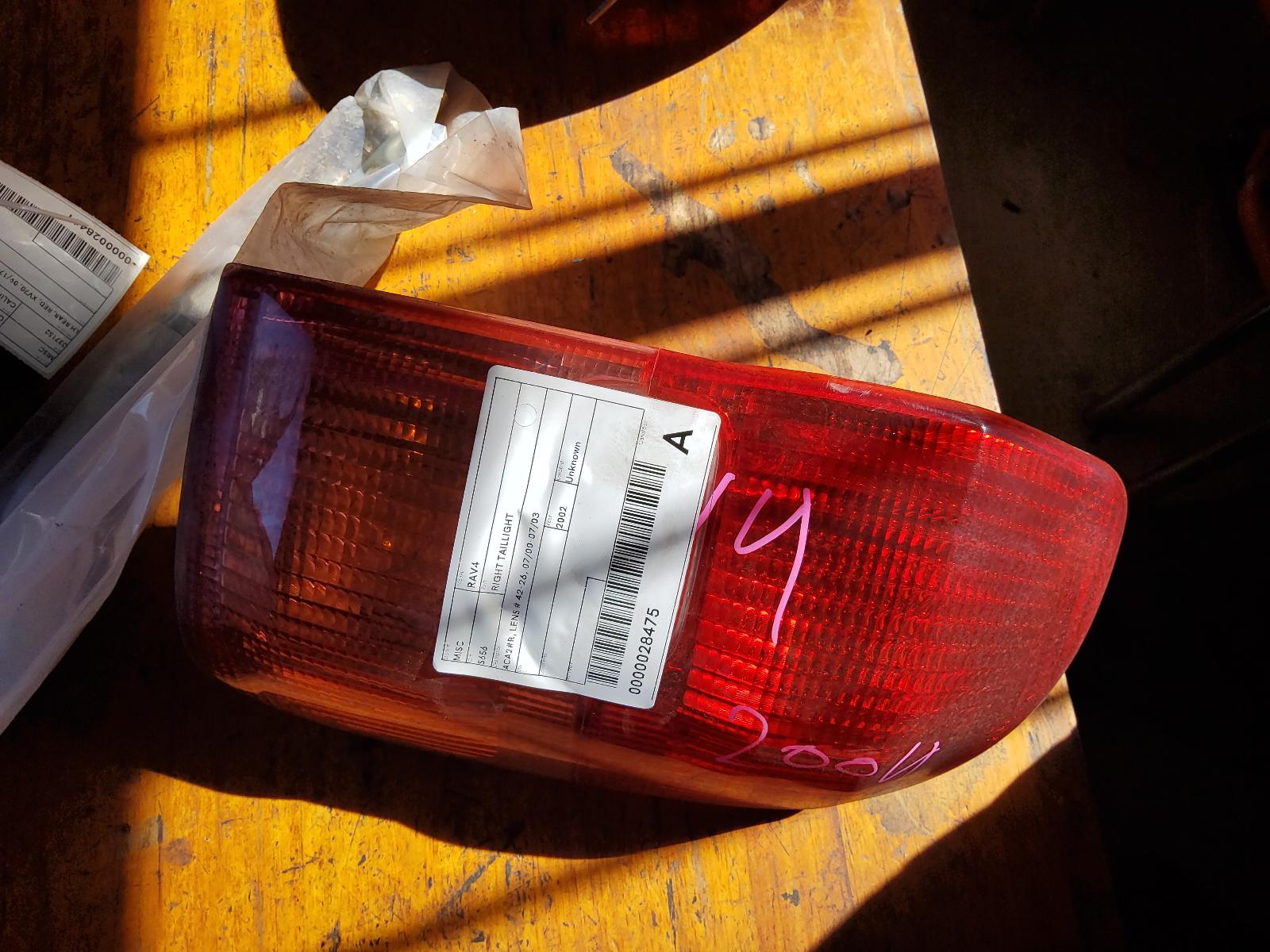 2002 Toyota Rav4 Right Taillight View Auto part Right Taillight Toyota Rav4 2002