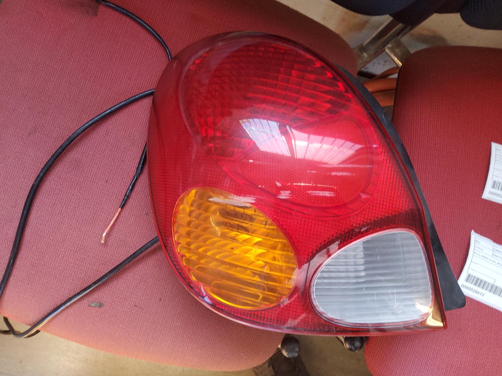 View Auto part Left Taillight Toyota Corolla 2000