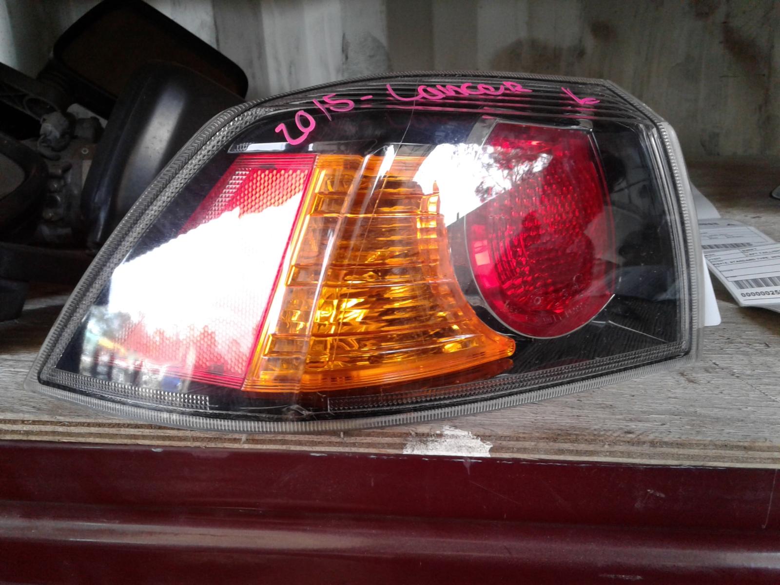 View Auto part Left Taillight Mitsubishi Lancer 2015