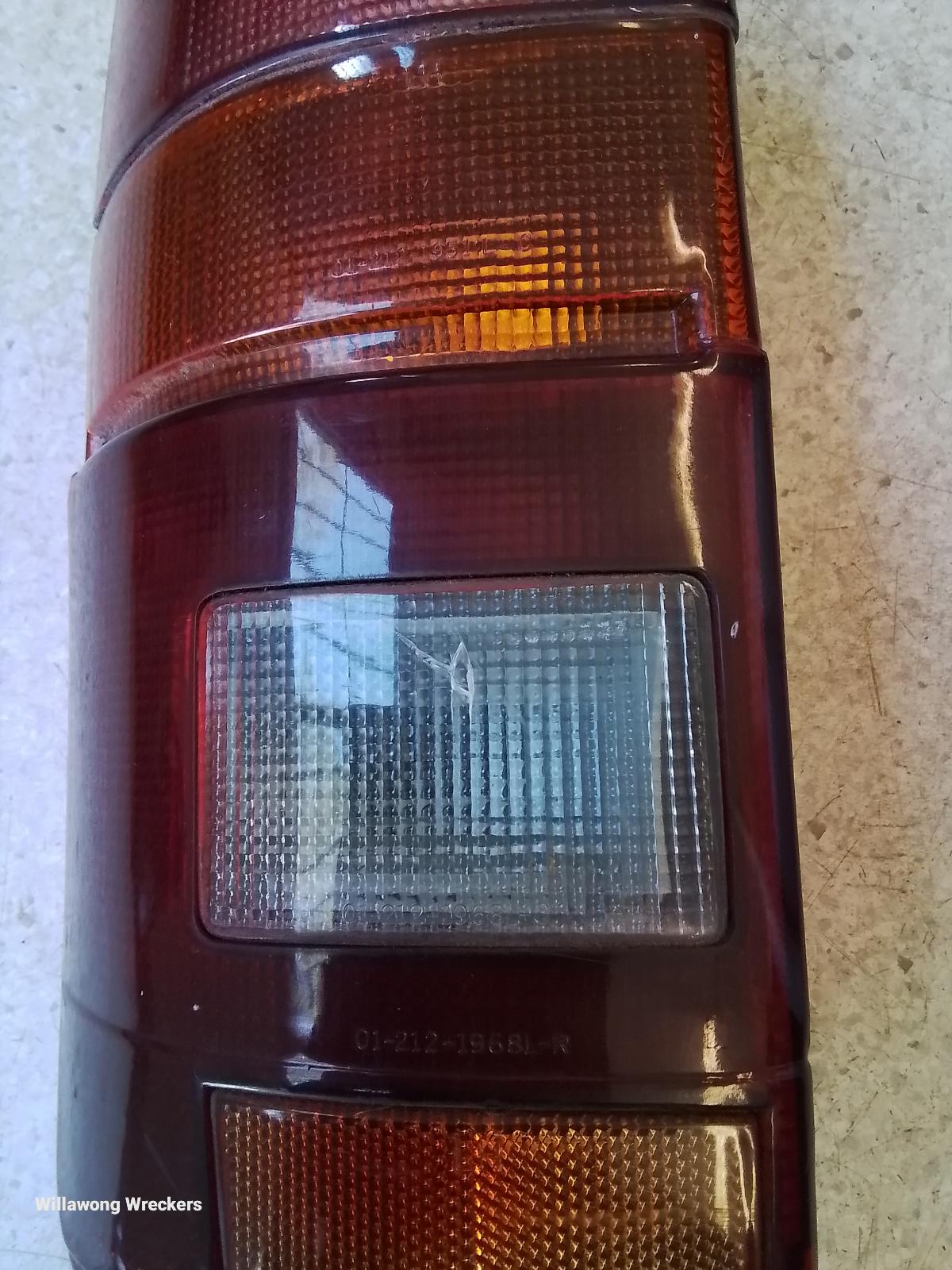 1996 Toyota Hiace Left Taillight View Auto part Left Taillight Toyota Hiace 1996