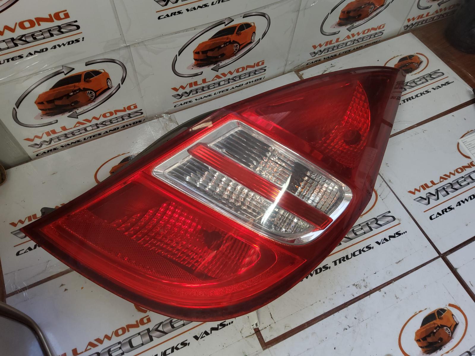 View Auto part Right Taillight Hyundai I30 2010